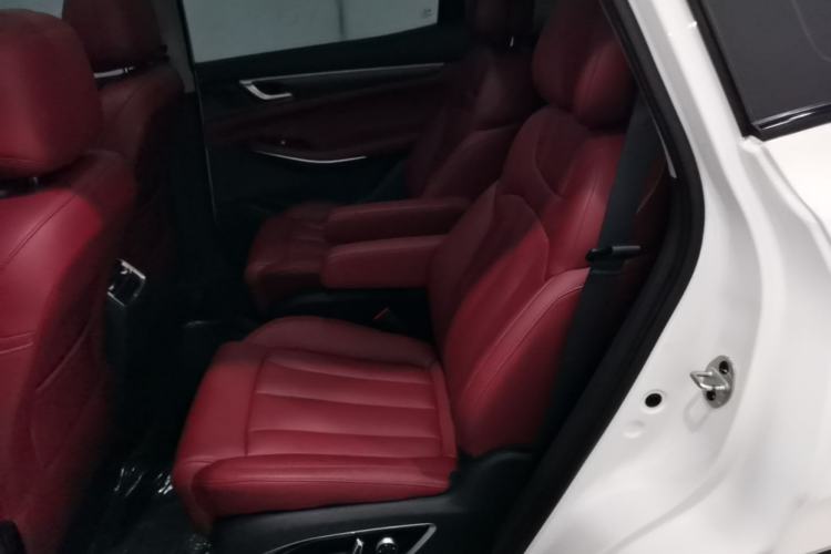 Used Dongfeng Fengon 580 2022 1.5T Automatic Luxury Edition Left Rear Seat