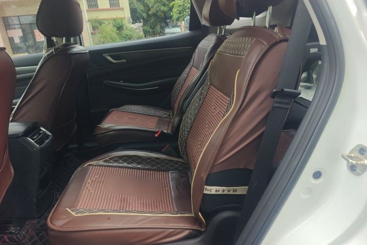 Used Dongfeng Fengon 580 2022 1.5T Automatic Luxury Version Left Rear Seat