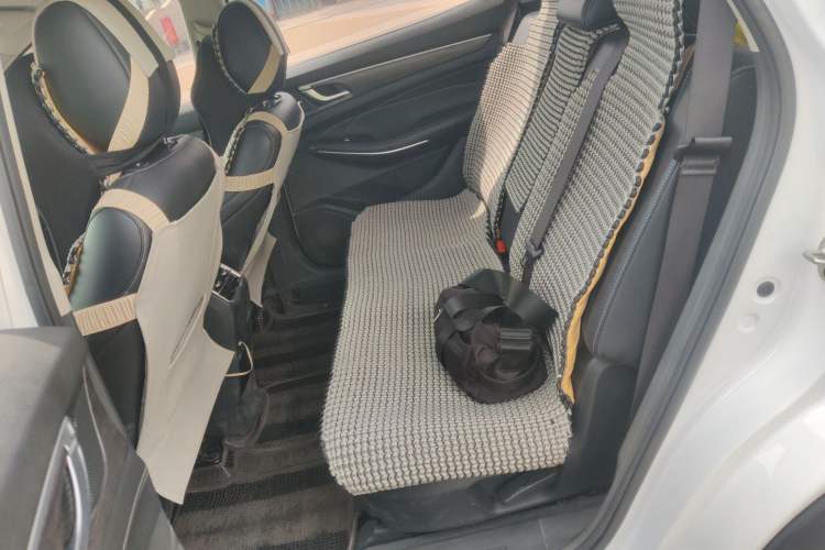 Used Dongfeng Fengon 580  Left Rear Seat