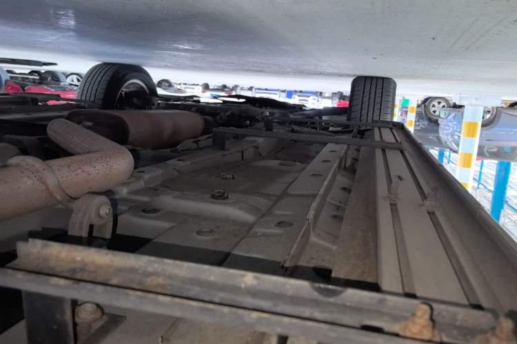 Used Dongfeng Fengon 580 2022 1.5T Automatic Luxury Version Left Side Sill