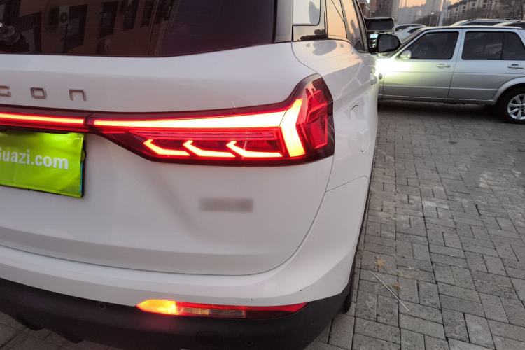 Used Dongfeng Fengon 580 2022 1.5T Automatic Enjoyment Model Right Rear Taillight