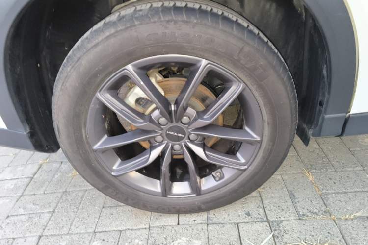 Used Dongfeng Fengon 580 2022 1.5T Automatic Enjoyment Model Right Rear Wheel Hub