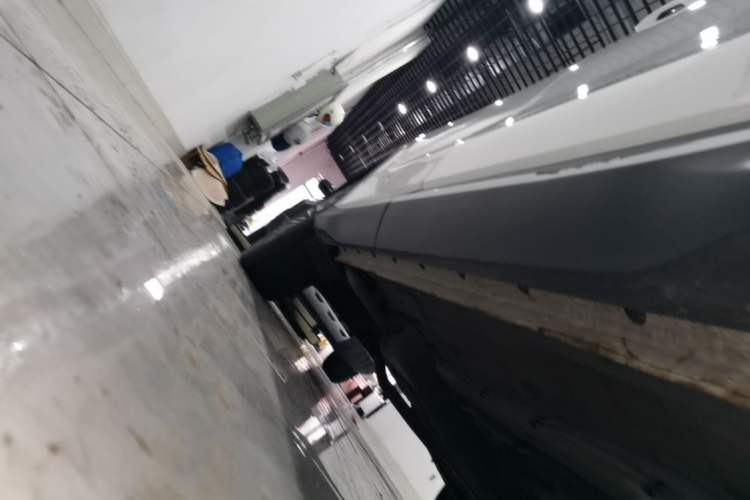 Used Dongfeng Fengon 580 2022 1.5T Automatic Luxury Edition Right Side Sill