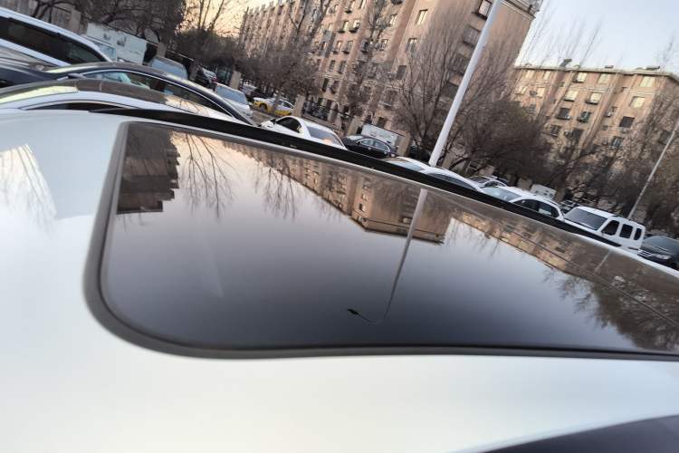 Used Dongfeng Fengon 580 2022 1.5T Automatic Enjoyment Model Roof