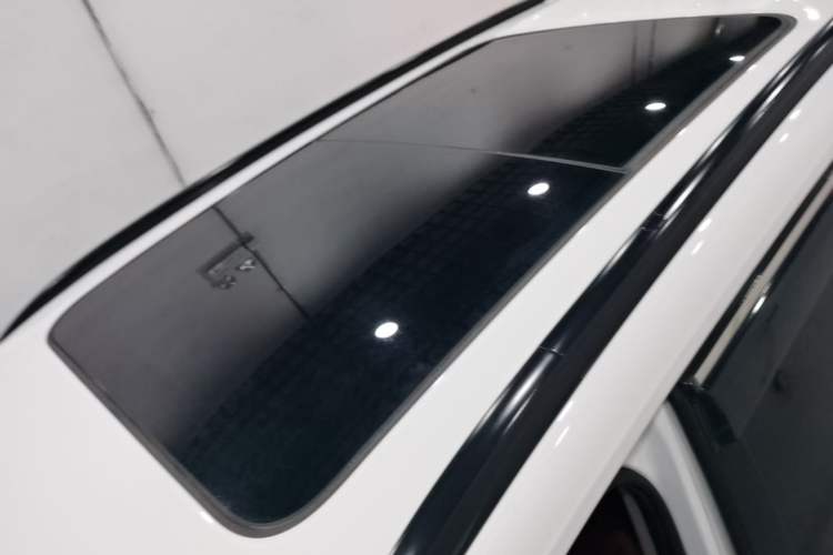 Used Dongfeng Fengon 580 2022 1.5T Automatic Luxury Edition Roof