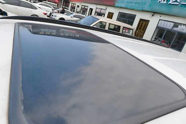Used Dongfeng Fengon 580 2022 1.5T Automatic Luxury Version Roof