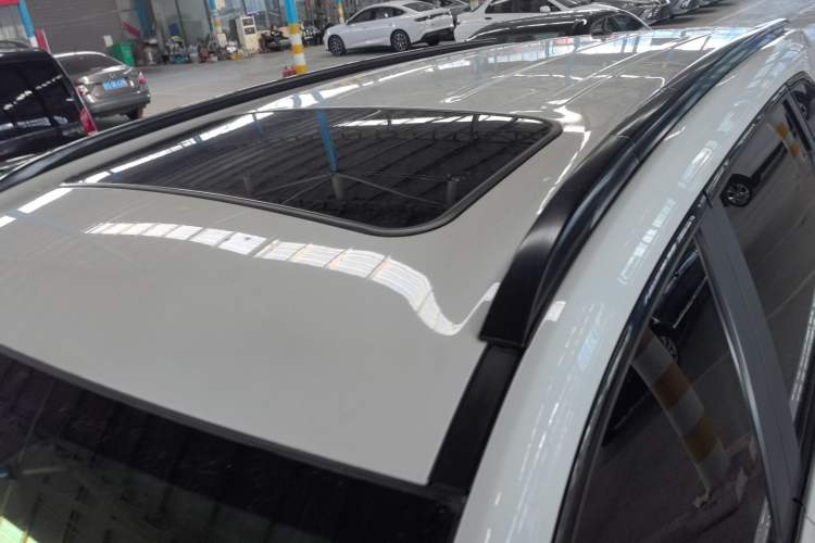 Used Dongfeng Fengon 580 2022 1.5T Automatic Luxury Version Roof