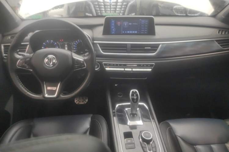Used Dongfeng Fengon 580 New Energy 2019 1.8L PHEV Zhihao Model 7 Seats Center Console