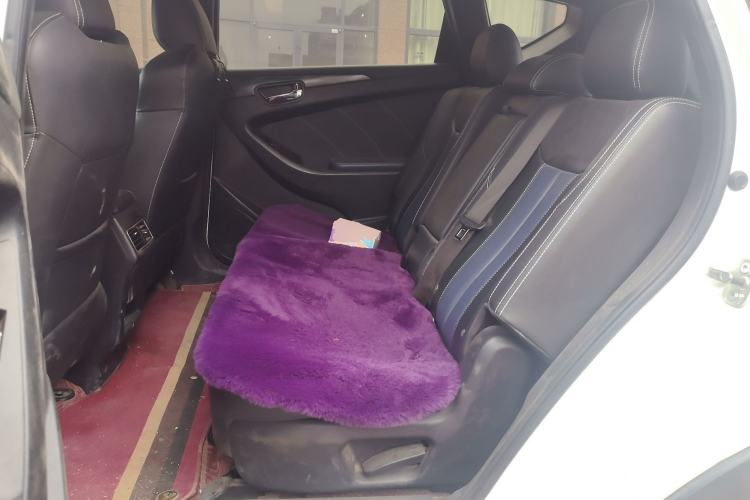 Used Dongfeng Fengon 580 New Energy 2019 1.8L PHEV Zhihao Model 7 Seats Left Rear Seat
