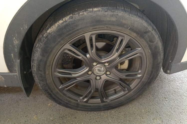 Used Dongfeng Fengon 580 New Energy 2019 1.8L PHEV Zhihao Model 7 Seats Right Front Wheel Hub
