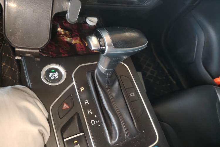 Used Dongfeng Fengon 580Pro 2020 280TGDI CVT Smart Edition Gear Lever