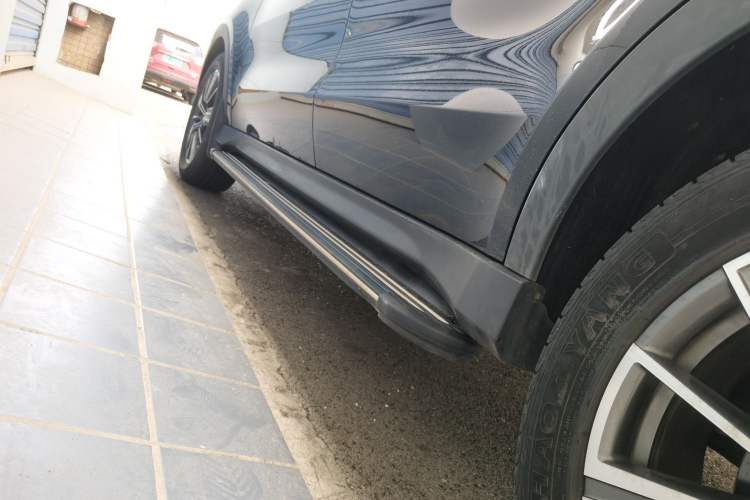 Used Dongfeng Fengon 580Pro 2020 280TGDI CVT Navigation Edition Left Side Sill