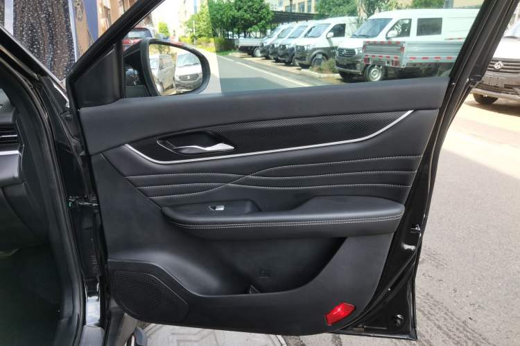 Used Dongfeng Fengon 580Pro 2020 280TGDI CVT Navigation Edition Right Front Door Interior
