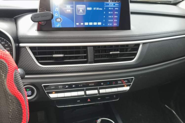 Used Dongfeng Fengon 580Pro 2020 220T Manual Yuling Edition Audio And AC Panel