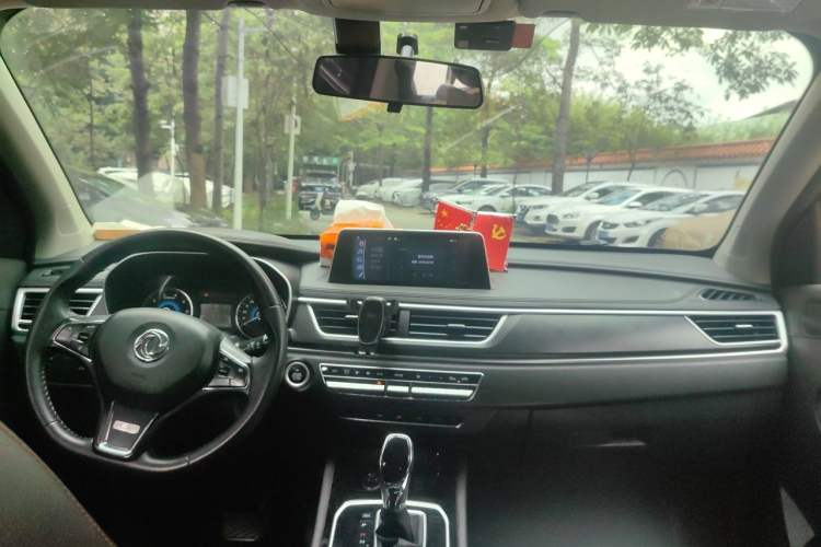 Used Dongfeng Fengon 580Pro 2020 280TGDI CVT Yuling Edition Center Console