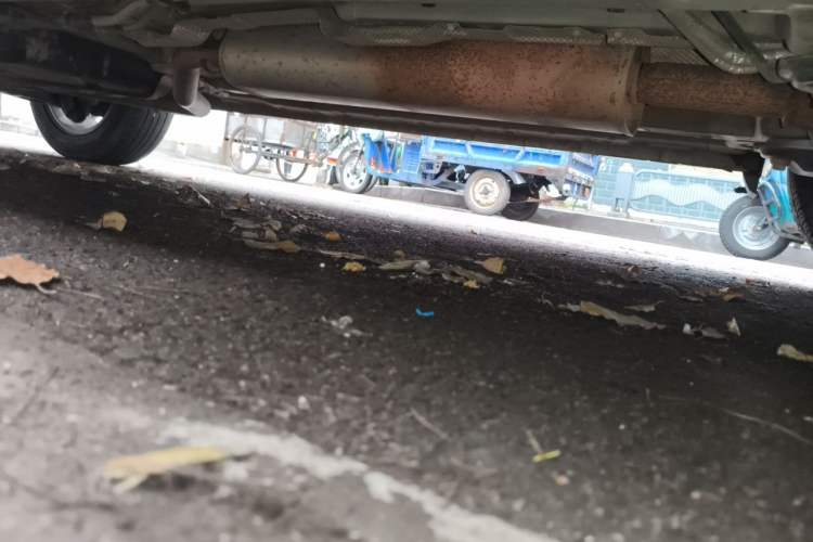 Used Dongfeng Fengon 580Pro 2020 220T Manual Yuling Edition Chassis Front Right