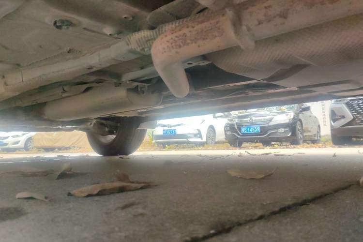 Used Dongfeng Fengon 580Pro 2020 280TGDI CVT Yuling Edition Chassis Rear Left