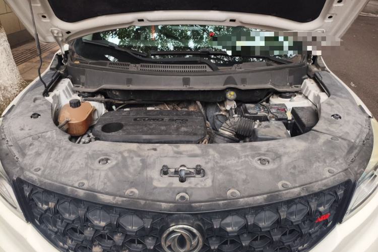Used Dongfeng Fengon 580Pro 2020 220T Manual Yuling Edition Engine Bay
