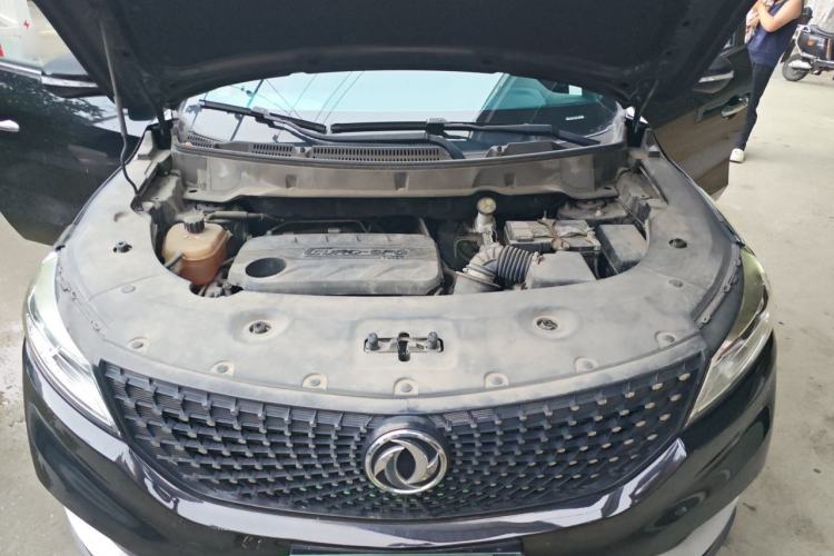 Used Dongfeng Fengon 580Pro 2020 220T Manual Yuling Edition Engine Bay