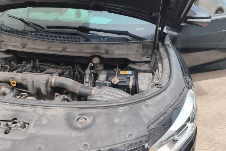 Used Dongfeng Fengon 580Pro 2020 280TGDI CVT Yuling Edition Engine Bay Left