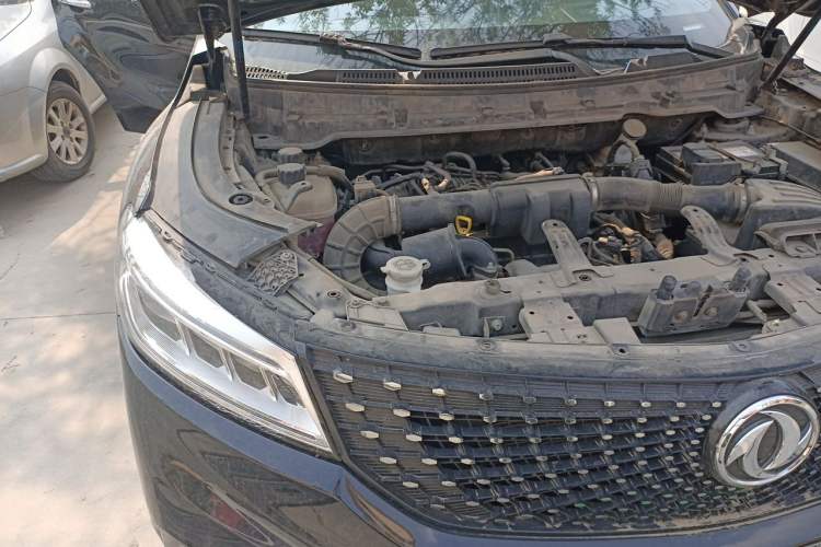 Used Dongfeng Fengon 580Pro 2020 280TGDI CVT Yuling Edition Engine Bay Right