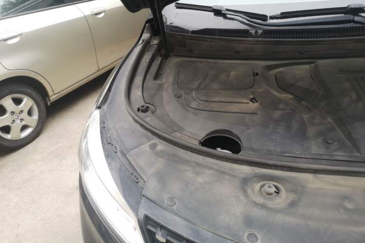Used Dongfeng Fengon 580Pro 2020 280TGDI CVT Yuling Edition Engine Bay Right