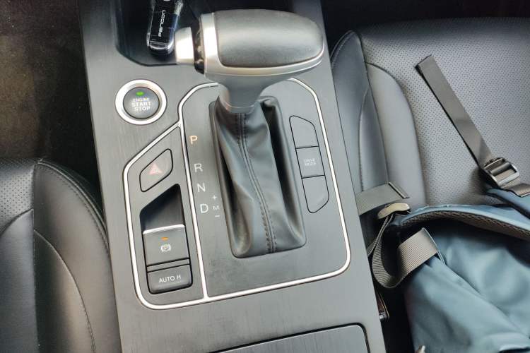 Used Dongfeng Fengon 580Pro 2020 280TGDI CVT Smart Edition Gear Lever