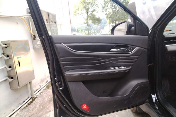 Used Dongfeng Fengon 580Pro 2020 280TGDI CVT Smart Edition Left Front Door Interior