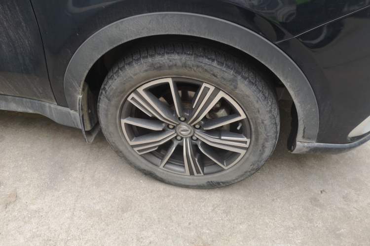 Used Dongfeng Fengon 580Pro 2020 280TGDI CVT Yuling Edition Right Front Wheel Hub