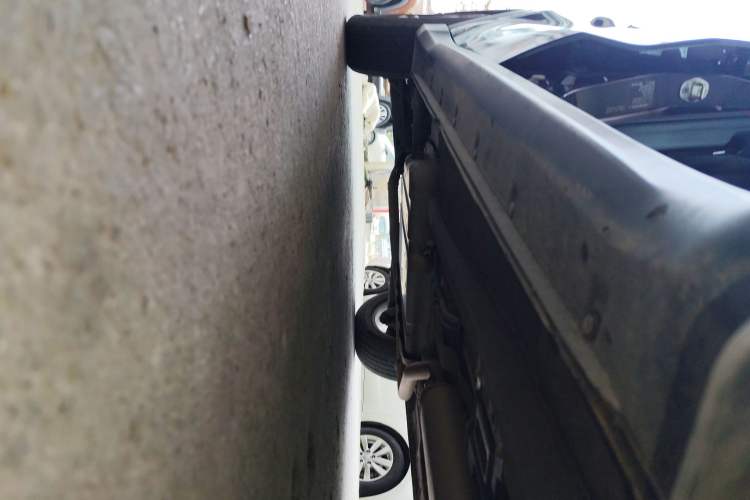 Used Dongfeng Fengon 580Pro 2020 280TGDI CVT Yuling Edition Right Side Sill