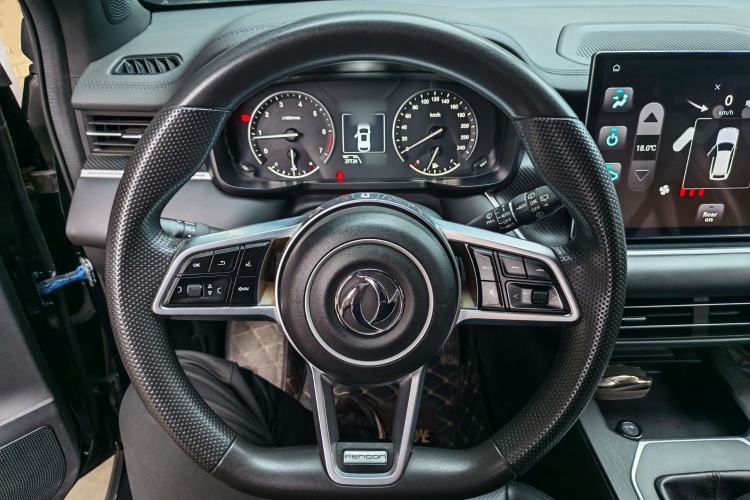 Used Dongfeng Fengon 580Pro 2020 220T Manual Yuling Edition Steering Wheel