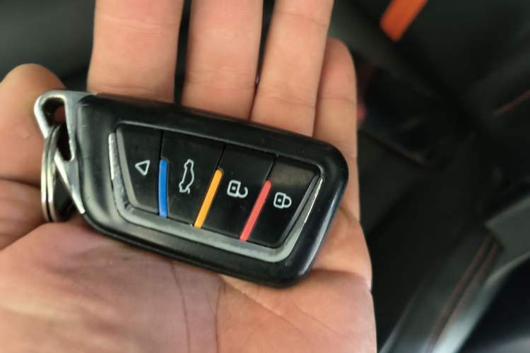Used Dongfeng Fengon 580Pro 2020 220T Manual Yuling Edition Vehicle Key