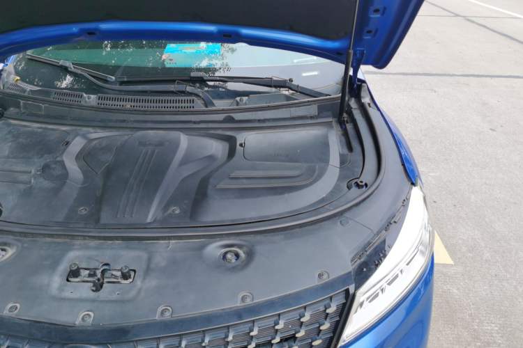 Used Dongfeng Fengon 580Pro 2020 280TGDI CVT Navigation Edition Engine Bay Left