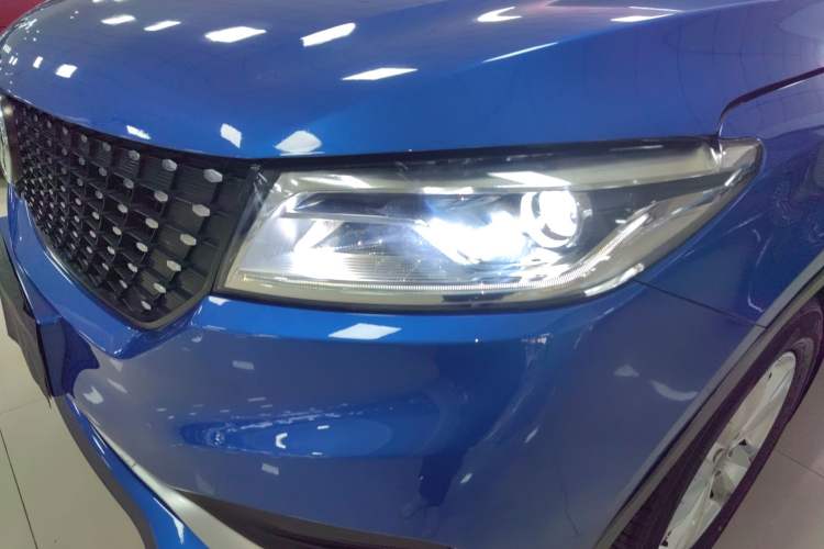 Used Dongfeng Fengon 580Pro 2020 280TGDI CVT Yuling Edition Left Front Headlight