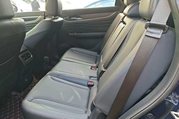 Used Dongfeng Fengon 580Pro 2020 280TGDI CVT Yuling Edition Left Rear Seat