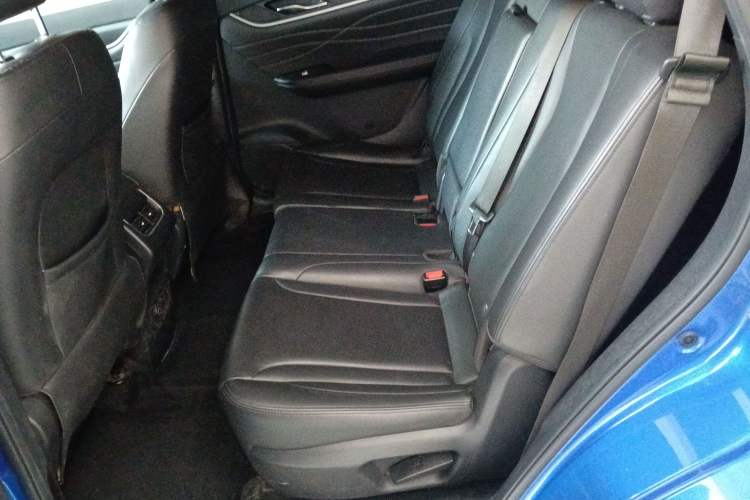Used Dongfeng Fengon 580Pro 2020 280TGDI CVT Smart Edition Left Rear Seat