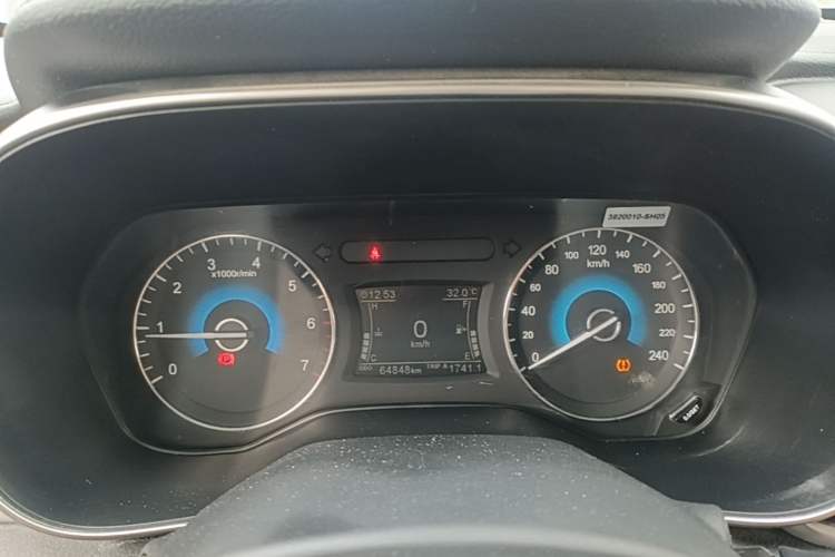 Used Dongfeng Fengon 580Pro 2020 220T Manual Yuling Edition Instrument Cluster