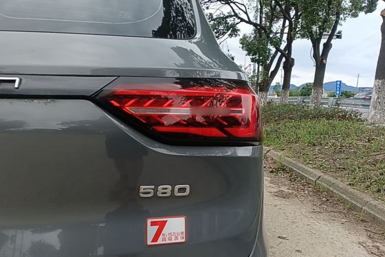 Used Dongfeng Fengon 580Pro 2020 220T Manual Yuling Edition Right Rear Taillight