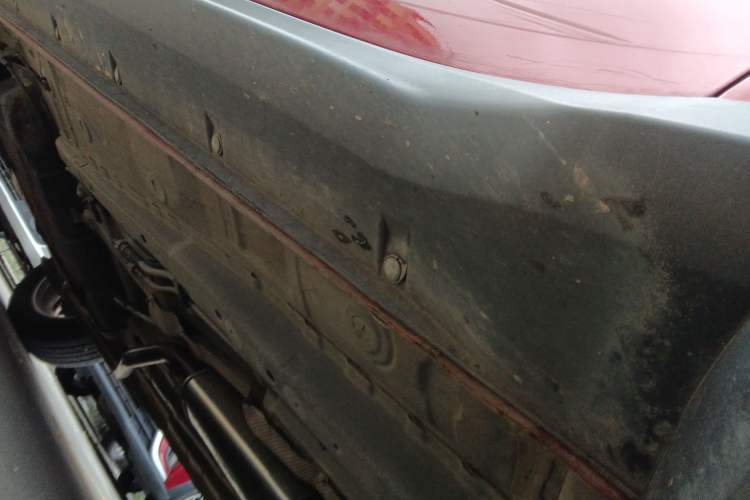 Used Dongfeng Fengon 580Pro 2020 220T Manual Yuling Edition Chassis Front Right
