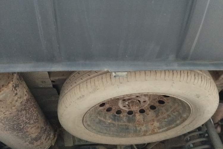 Used Dongfeng Fengon 580Pro 2020 220T Manual Yuling Edition Chassis Rear