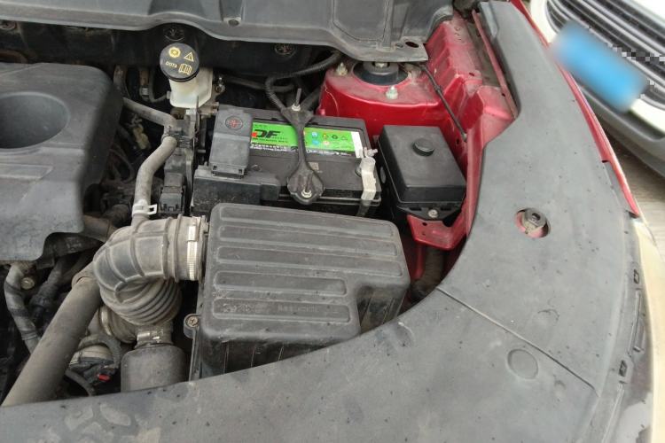 Used Dongfeng Fengon 580Pro 2020 220T Manual Yuling Edition Engine Bay Left