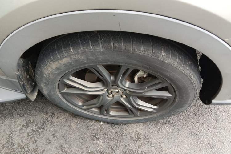 Used Dongfeng Fengon 580Pro 2020 280TGDI CVT Smart Edition Right Front Wheel Hub
