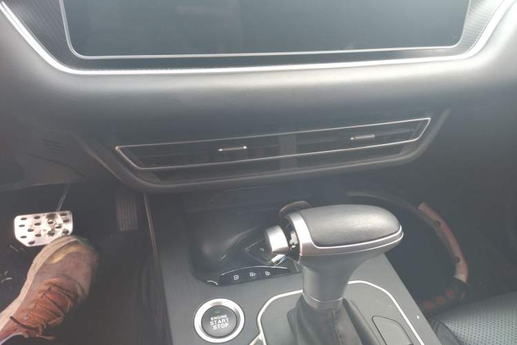 Used Dongfeng Fengon 580Pro 2020 280TGDI CVT Smart Edition Audio And AC Panel