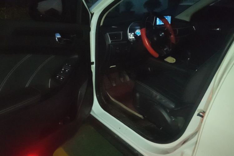 Used Dongfeng Fengon 580Pro 2020 220T Manual Yuling Edition Driver Seat