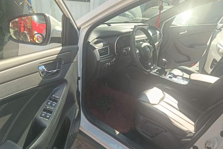 Used Dongfeng Fengon 580Pro 2020 220T Manual Yuling Edition Driver Seat