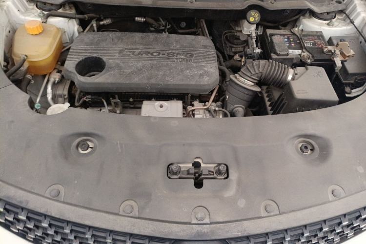Used Dongfeng Fengon 580Pro 2020 220T Manual Yuling Edition Engine Bay