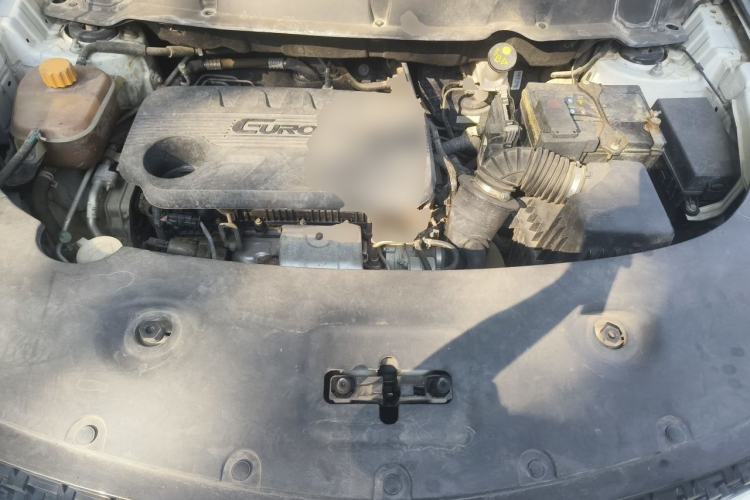 Used Dongfeng Fengon 580Pro 2020 220T Manual Yuling Edition Engine Bay