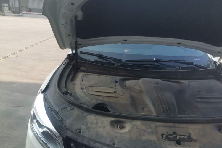 Used Dongfeng Fengon 580Pro 2020 280TGDI CVT Yuling Edition Engine Bay Right