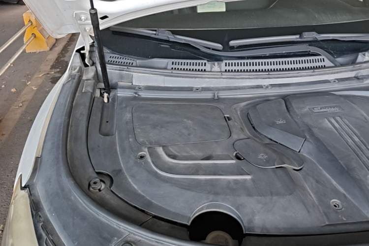 Used Dongfeng Fengon 580Pro 2020 280TGDI CVT Smart Edition Engine Bay Right