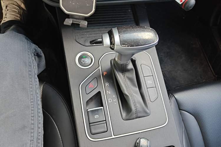 Used Dongfeng Fengon 580Pro 2020 280TGDI CVT Smart Edition Gear Lever